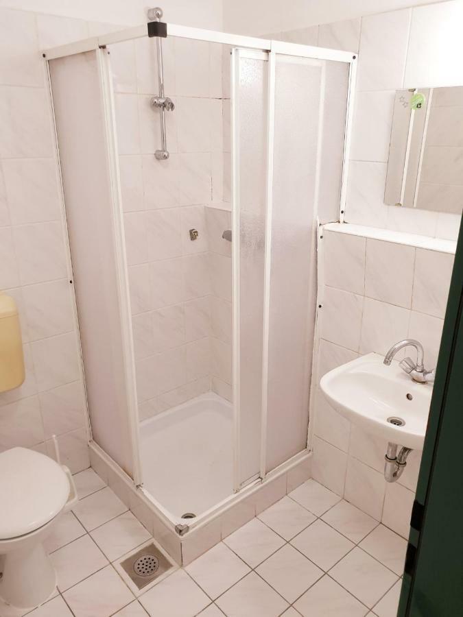 Summer Residence Hostel Lublana Zewnętrze zdjęcie